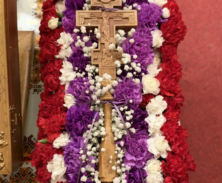 Holy Cross with flowers
